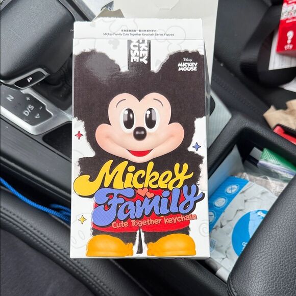 NEW POPMART micky dale keychain - Picture 2 of 6
